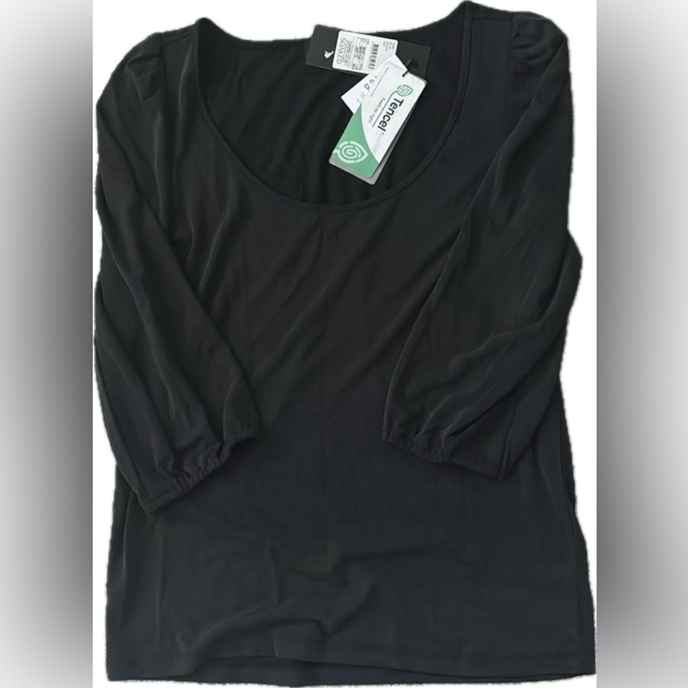 SOAKED IN LUXURY Tencel Black Top